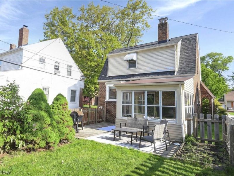 15027 Rosemary Avenue, Cleveland, OH 44111 Photo 6