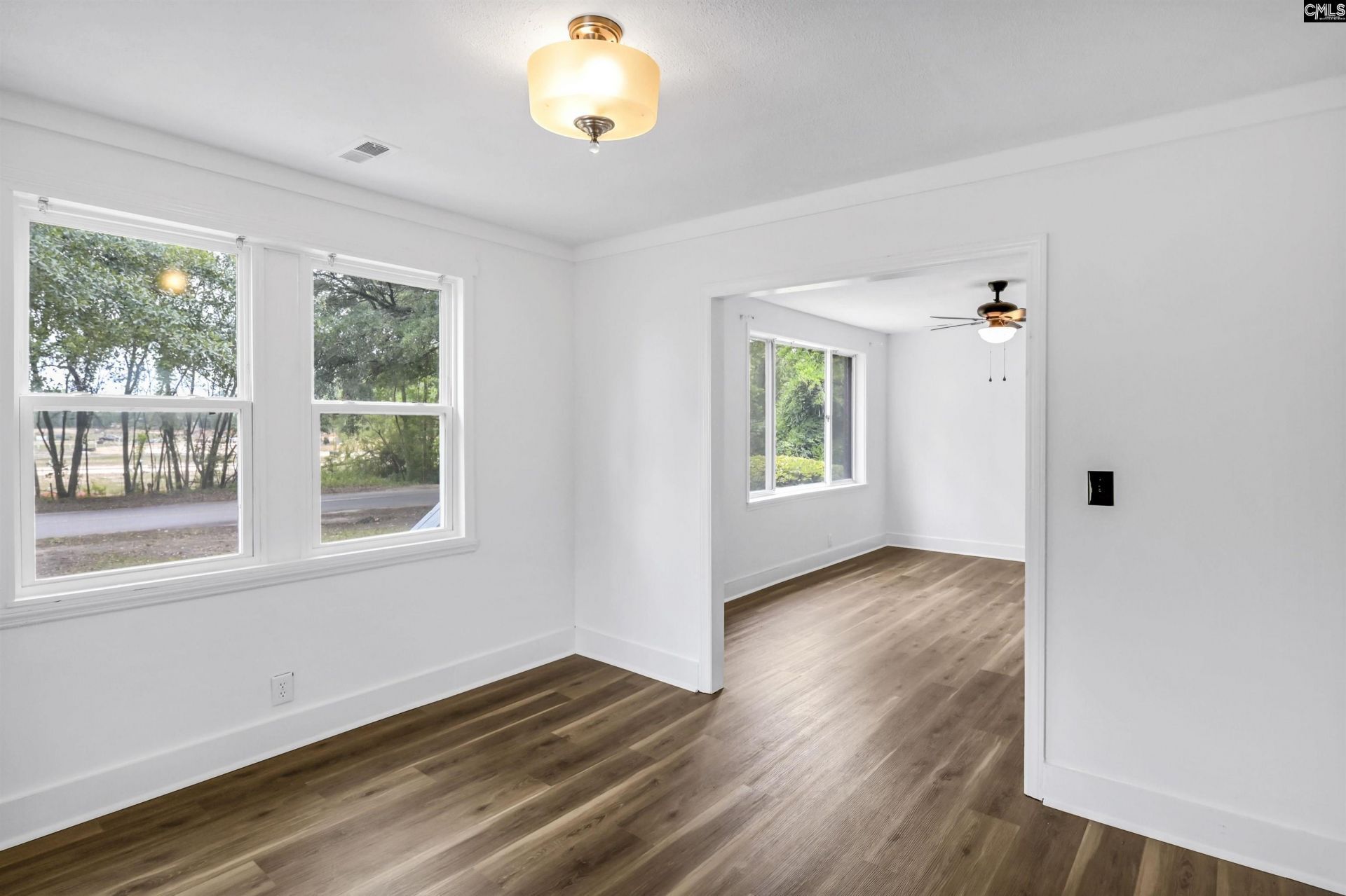 1413 Caroline Road  Photo 4