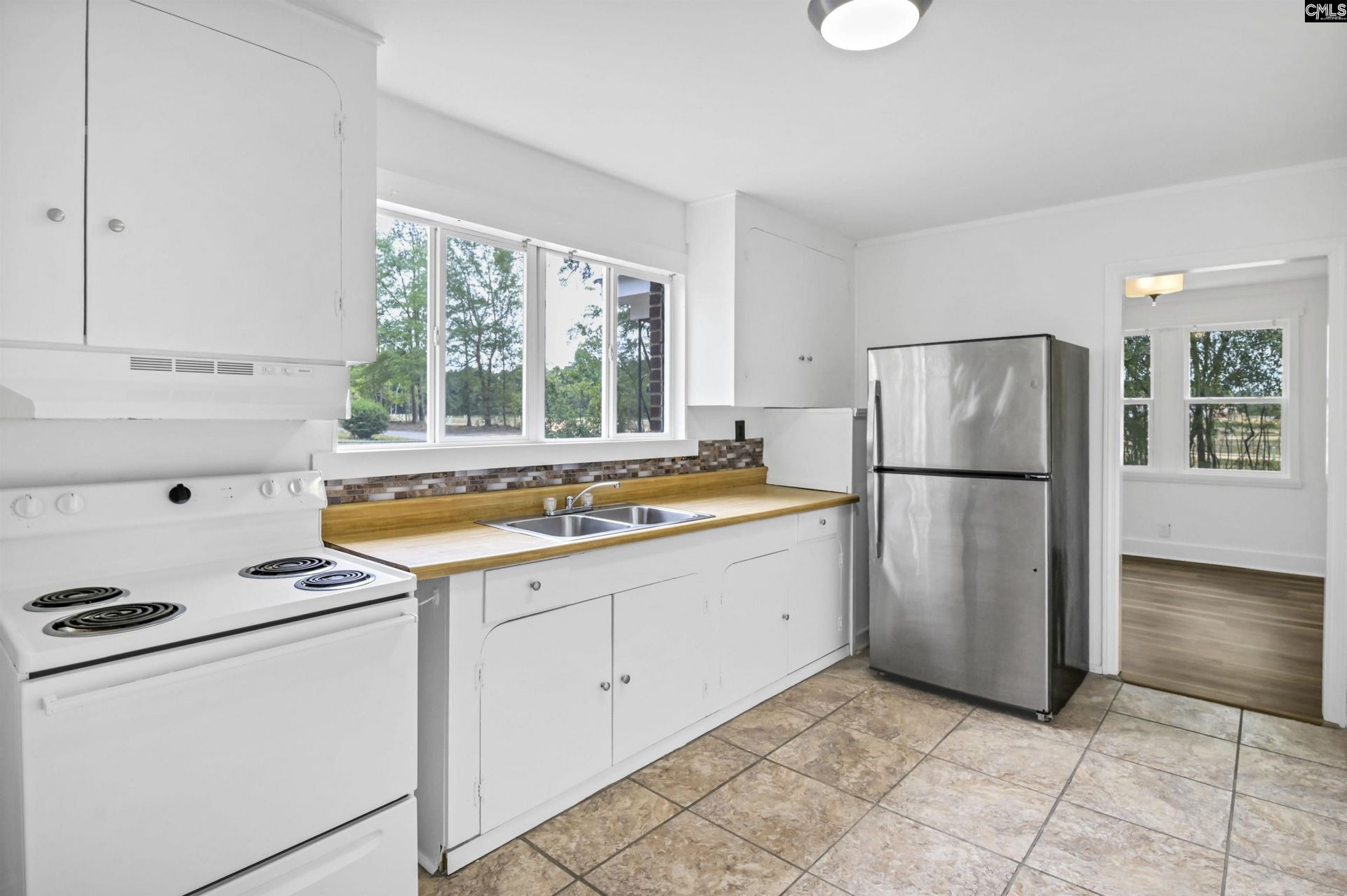 1413 Caroline Road  Photo 6
