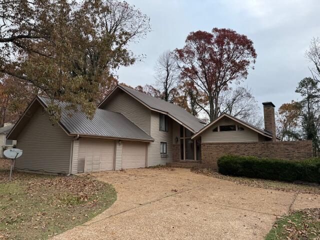 415 Bluff View Drive, Batesville, AR 72501 Main Photo