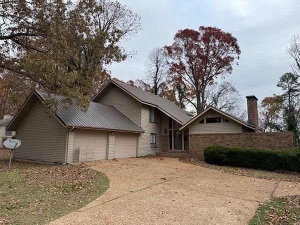 415 Bluff View Drive, Batesville, AR 72501