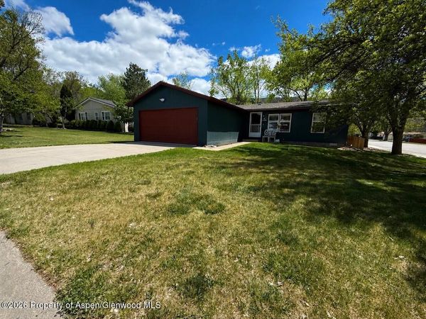 12 E Bonanza Place, Battlement Mesa, CO 81635