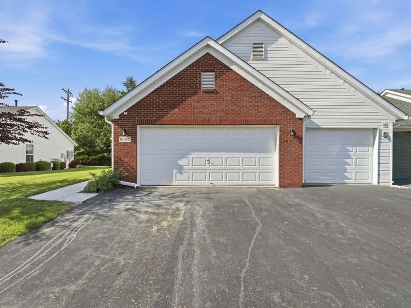 8046 Night Heron Lane, Pickerington, OH 43147 Photo 3