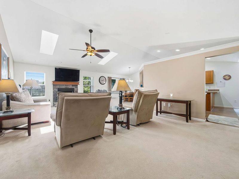 1913 Mallow Lane, Grove City, OH 43123 Photo 6