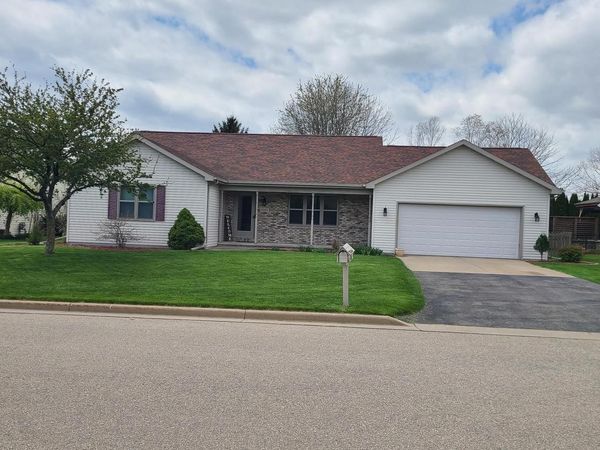2165 DEER HAVEN DRIVE, Menasha, WI 54952