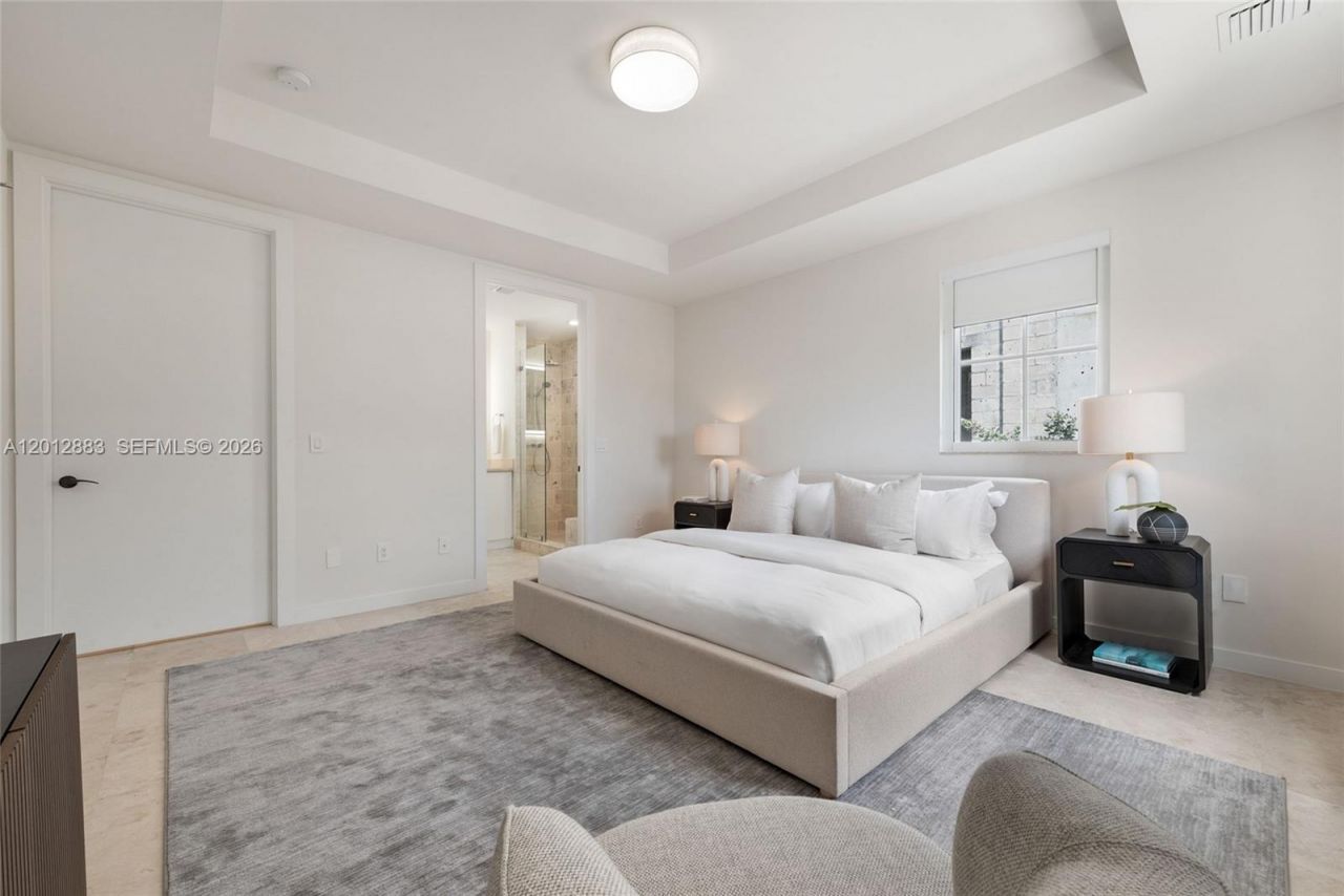 349 Madeira Ave , Unit 349, Coral Gables, FL 33134 Photo