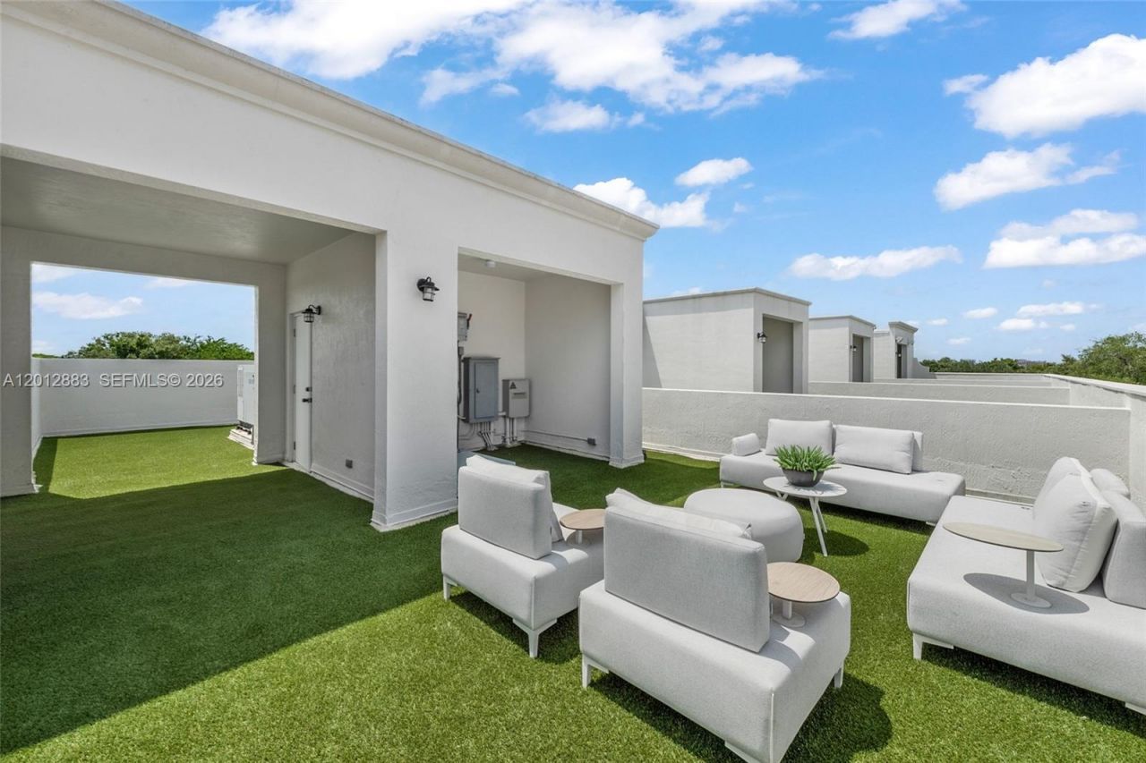 349 Madeira Ave , Unit 349, Coral Gables, FL 33134 Photo