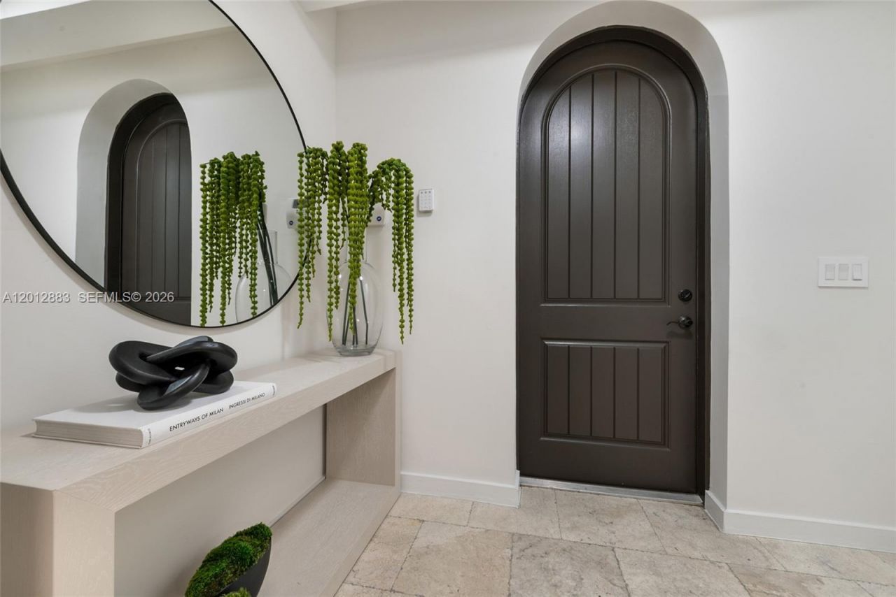 349 Madeira Ave , Unit 349, Coral Gables, FL 33134 Photo