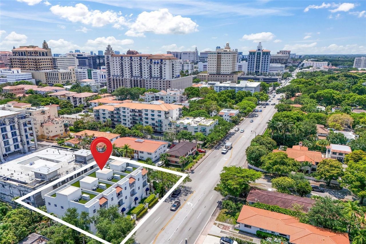 349 Madeira Ave , Unit 349, Coral Gables, FL 33134 Photo