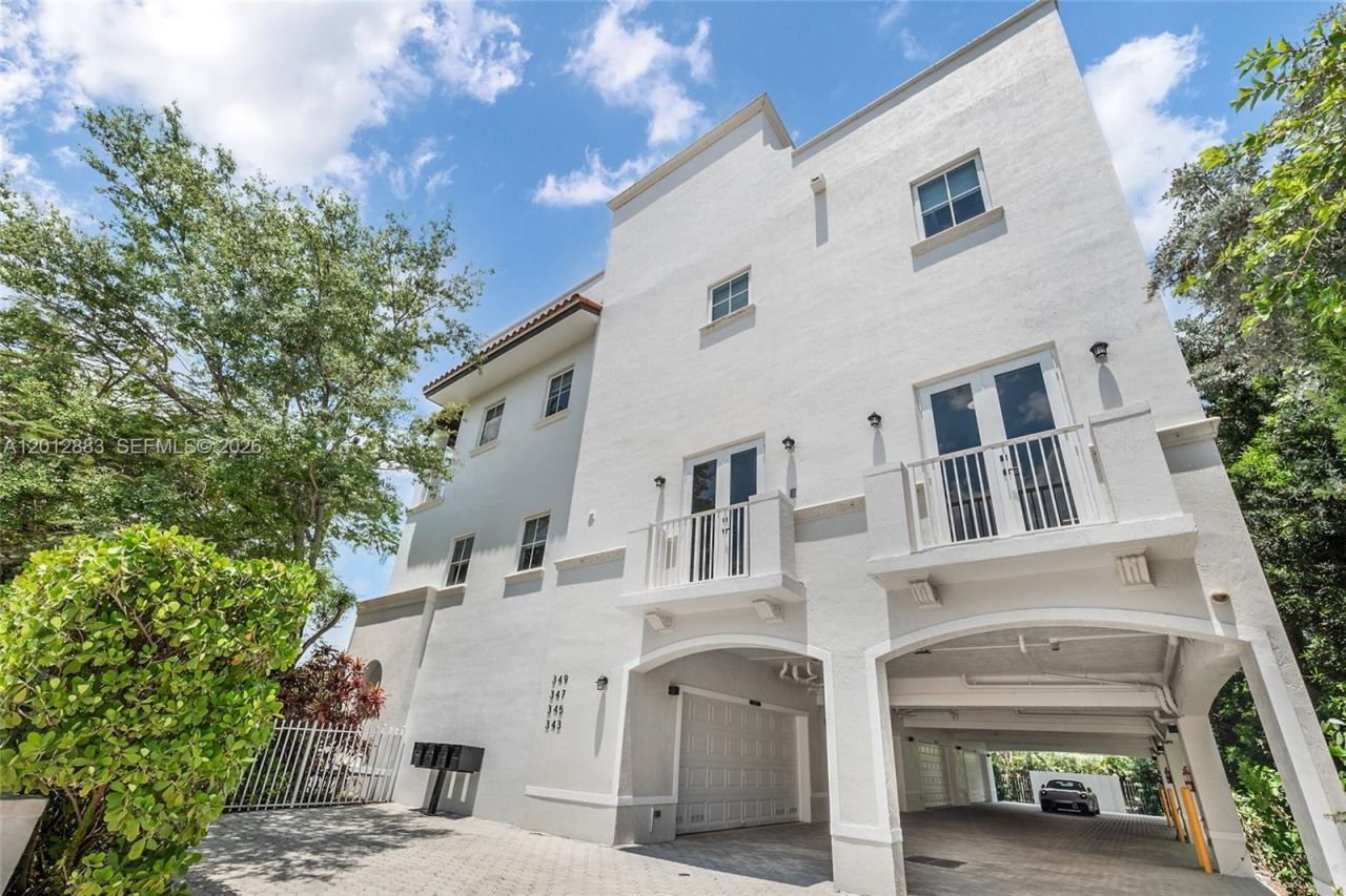 349 Madeira Ave , Unit 349, Coral Gables, FL 33134 Photo