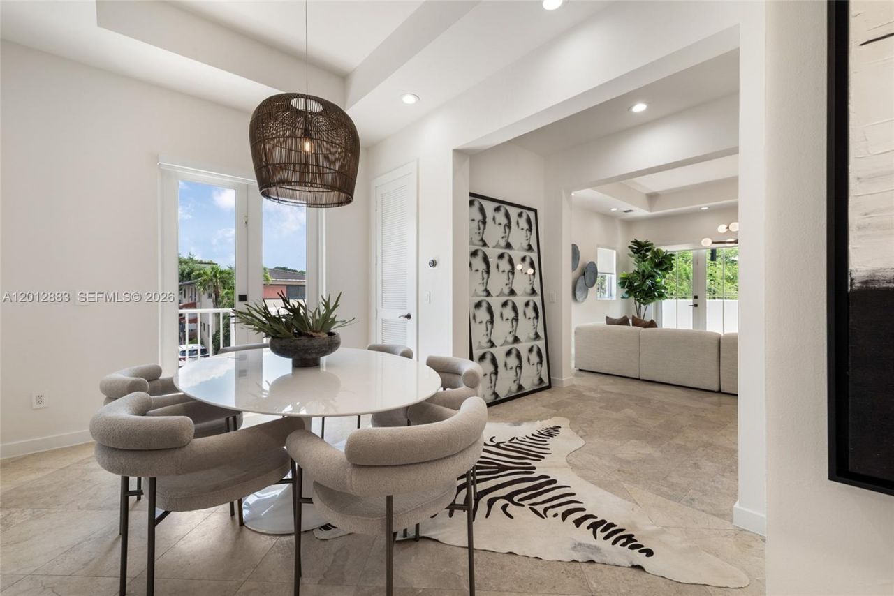 349 Madeira Ave , Unit 349, Coral Gables, FL 33134 Photo