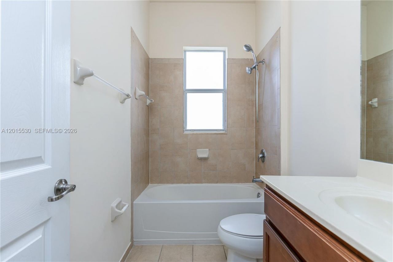 17031 SW 92nd St , Unit 17031, Miami, FL 33196 Photo