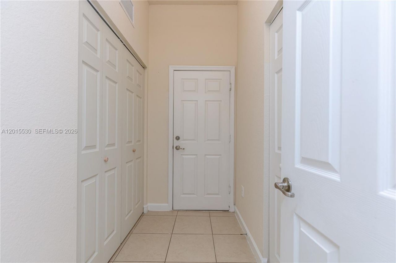 17031 SW 92nd St , Unit 17031, Miami, FL 33196 Photo