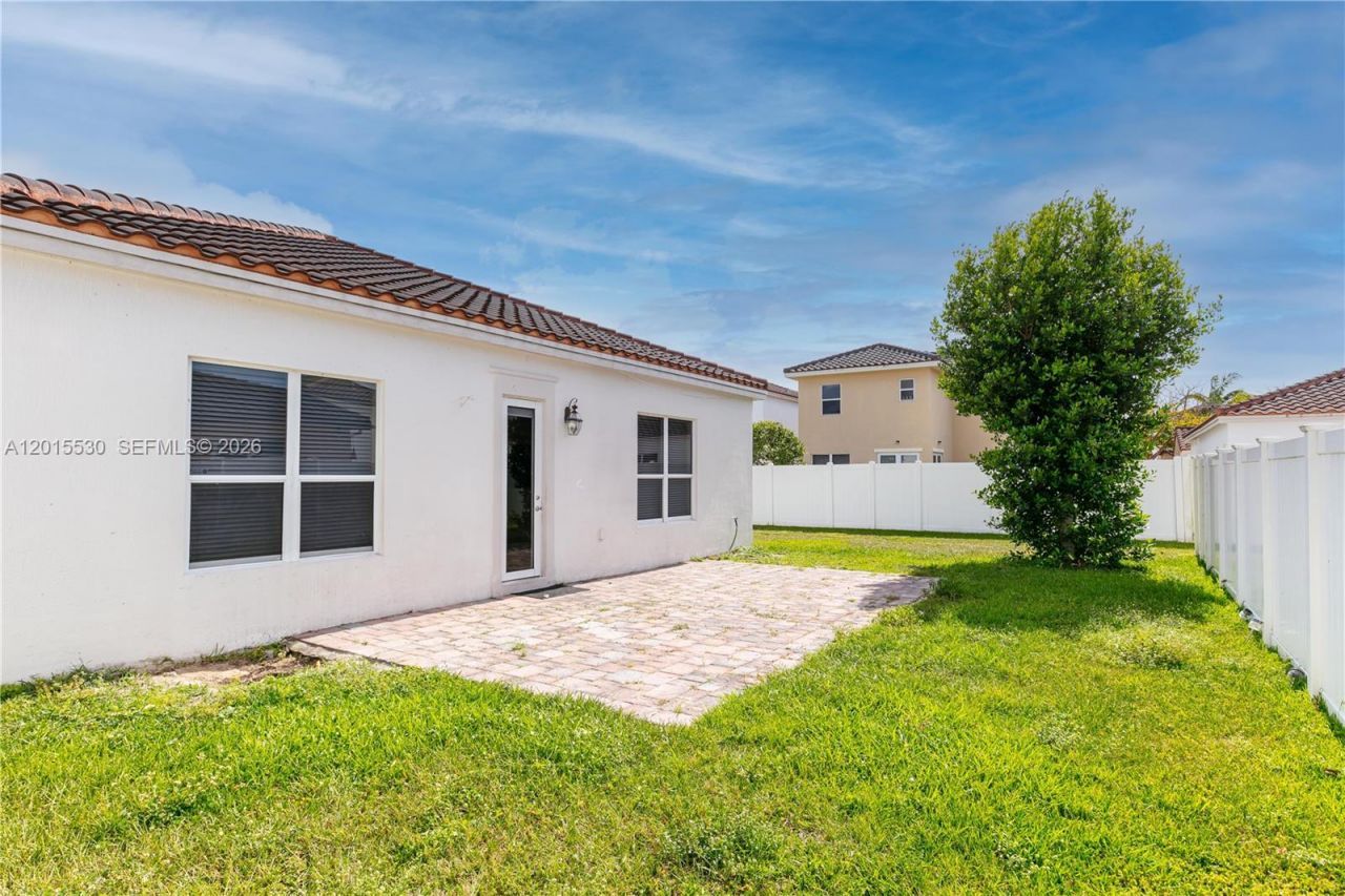 17031 SW 92nd St , Unit 17031, Miami, FL 33196 Photo