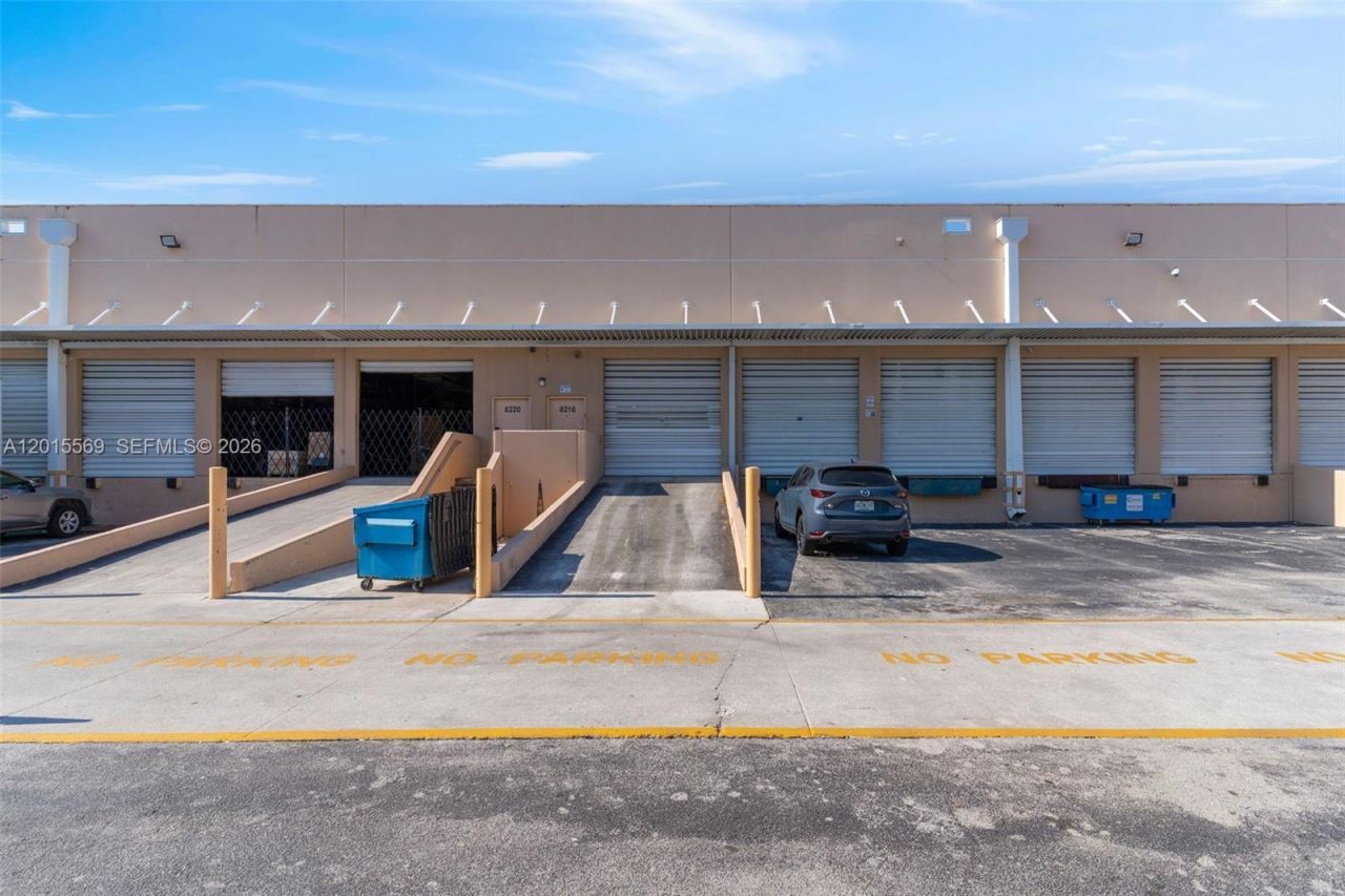 8216 NW 30th Ter , Unit 26, Doral, FL 33122 Photo