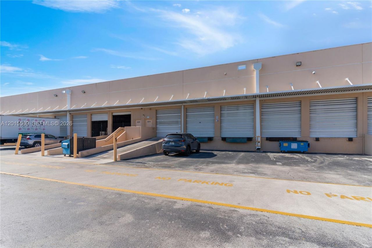 8216 NW 30th Ter , Unit 26, Doral, FL 33122 Photo