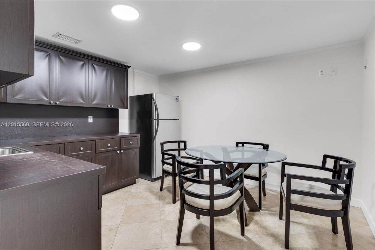 8216 NW 30th Ter , Unit 26, Doral, FL 33122 Photo