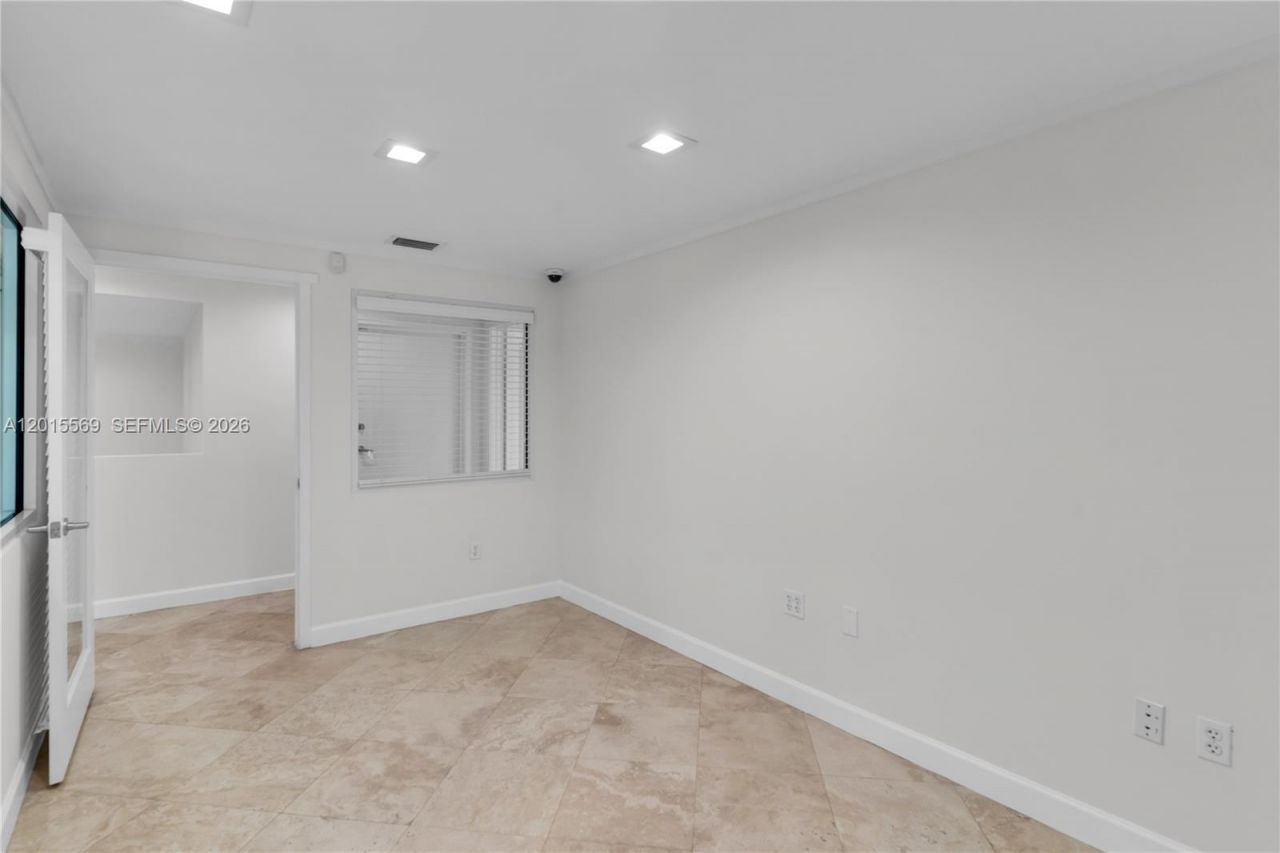 8216 NW 30th Ter , Unit 26, Doral, FL 33122 Photo