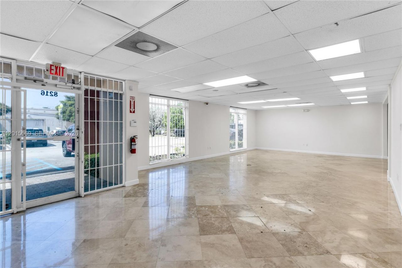 8216 NW 30th Ter , Unit 26, Doral, FL 33122 Photo