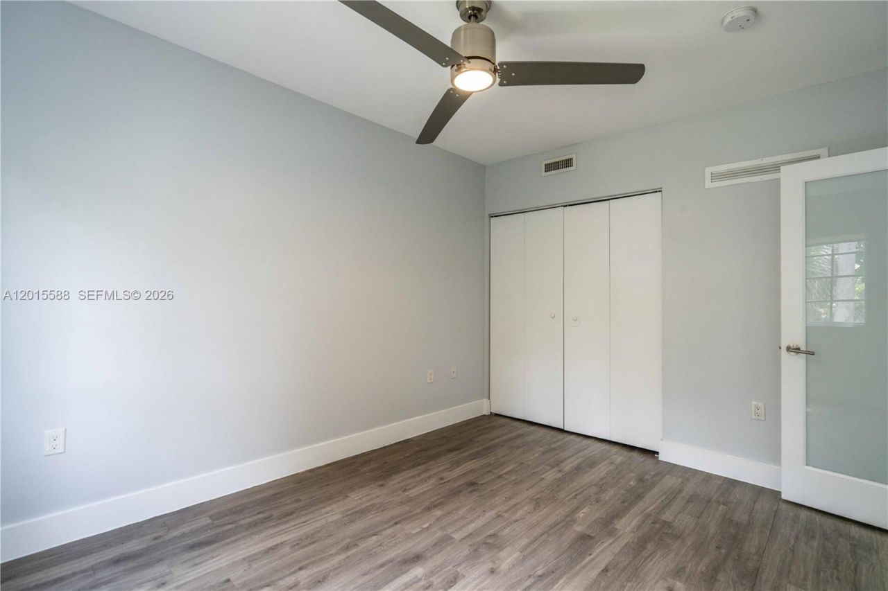 331 85th St, Unit 16, Miami Beach, FL 33141 Photo