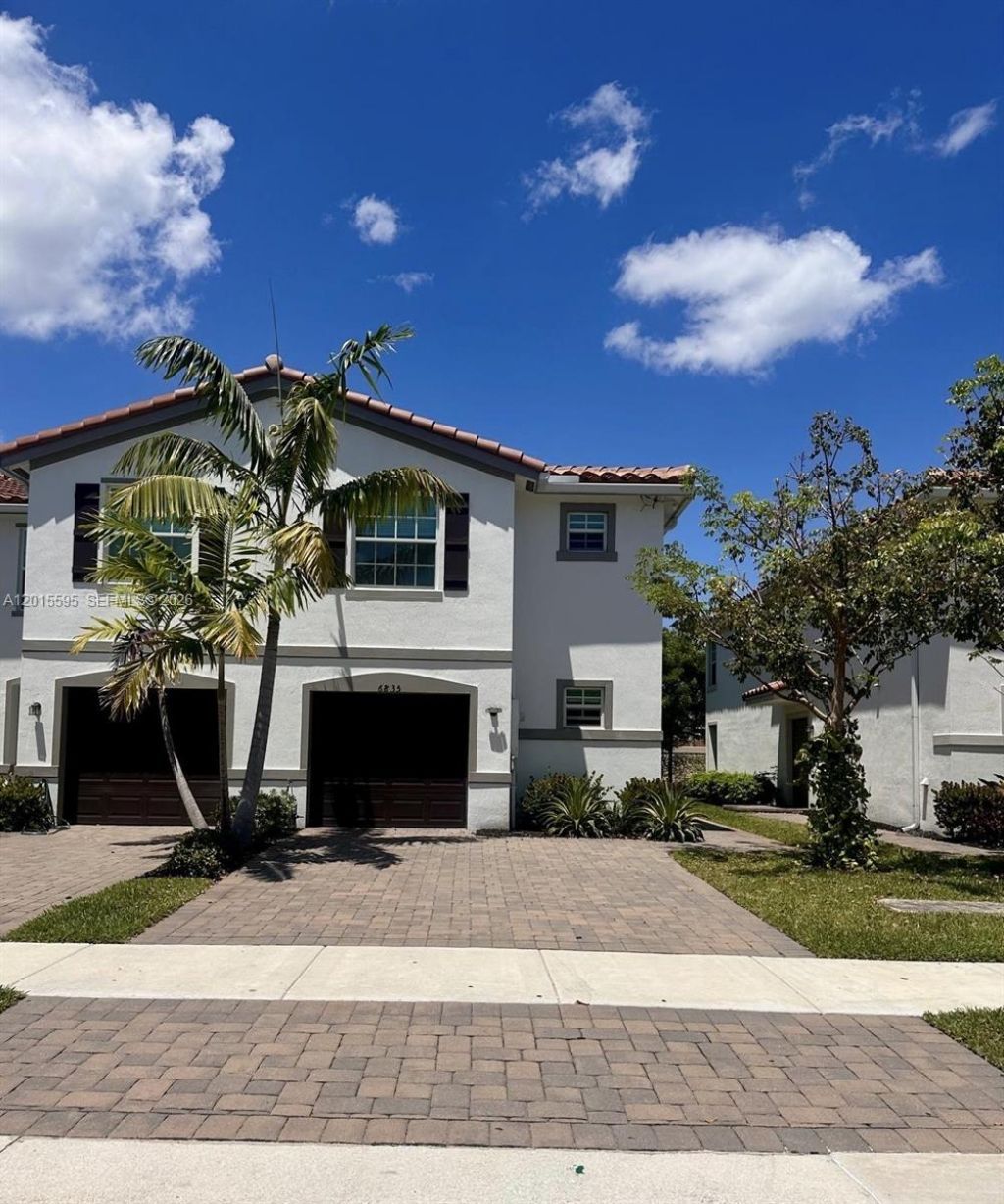 6835 Broadwater Ln , Lake Worth, FL 33467 Photo