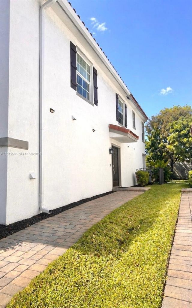 6835 Broadwater Ln , Lake Worth, FL 33467 Photo