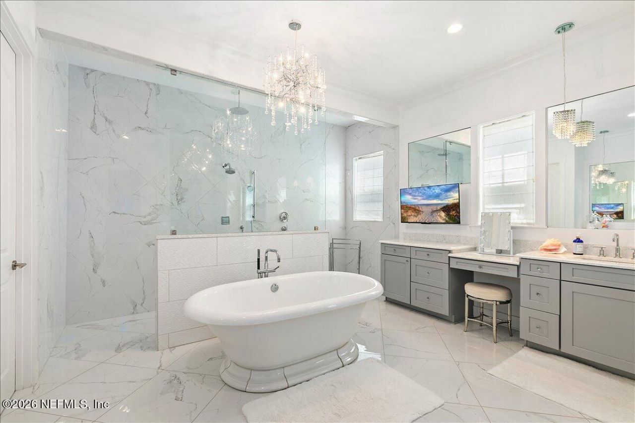556 Timber Bridge Lane, Atlantic Beach, FL 32233 Photo