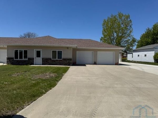 408 Lawman Lane, Laurens, IA 50554