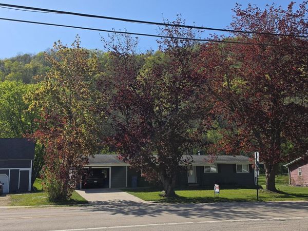 1240 N Main Street, Altura, MN 55910