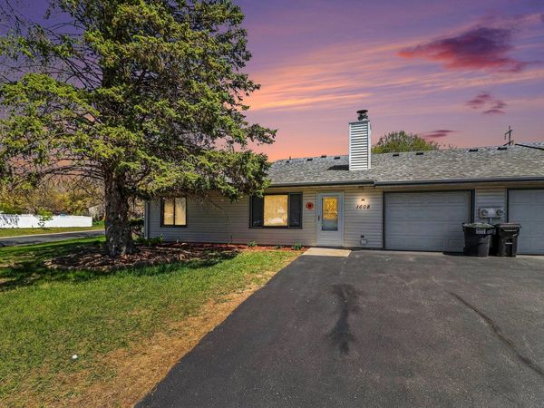 1608 106th Avenue NW, Coon Rapids, MN 55433