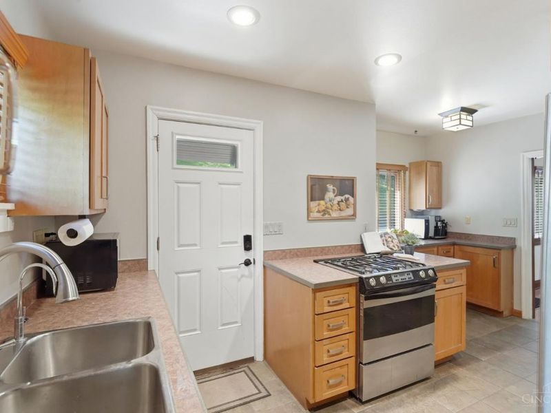 801 Ludlow Avenue, Cincinnati, OH 45220 Photo 21