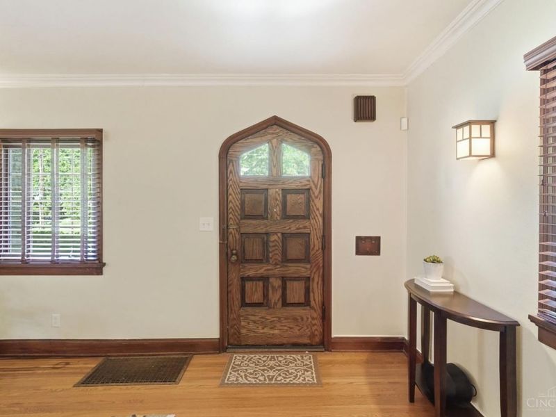 801 Ludlow Avenue, Cincinnati, OH 45220 Photo 4