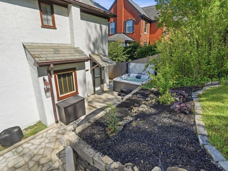 801 Ludlow Avenue, Cincinnati, OH 45220 Photo 59