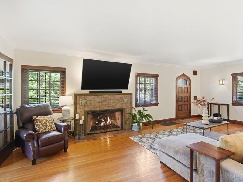 801 Ludlow Avenue, Cincinnati, OH 45220 Photo 6