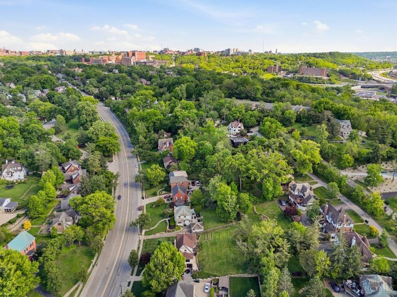 801 Ludlow Avenue, Cincinnati, OH 45220 Photo 68