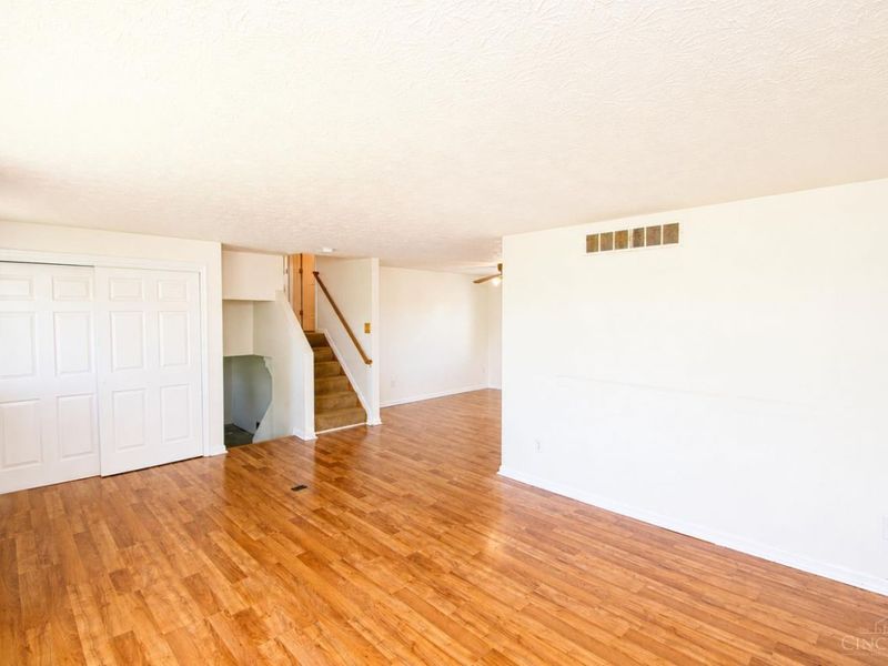 816 Farmers Road, Washington Township, OH 45177 Photo 7