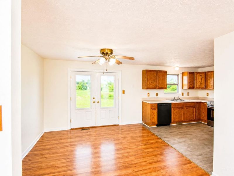 816 Farmers Road, Washington Township, OH 45177 Photo 9