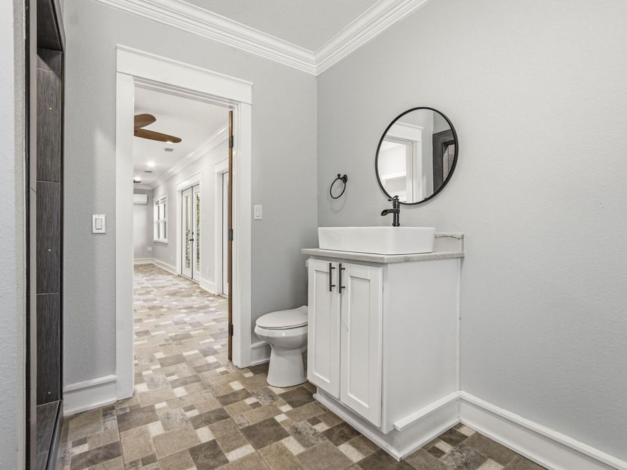 Property Image 104