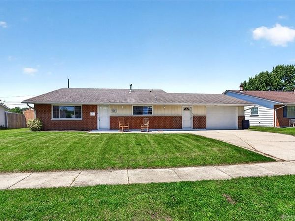 415 Falcon Drive, New Carlisle, OH 45344
