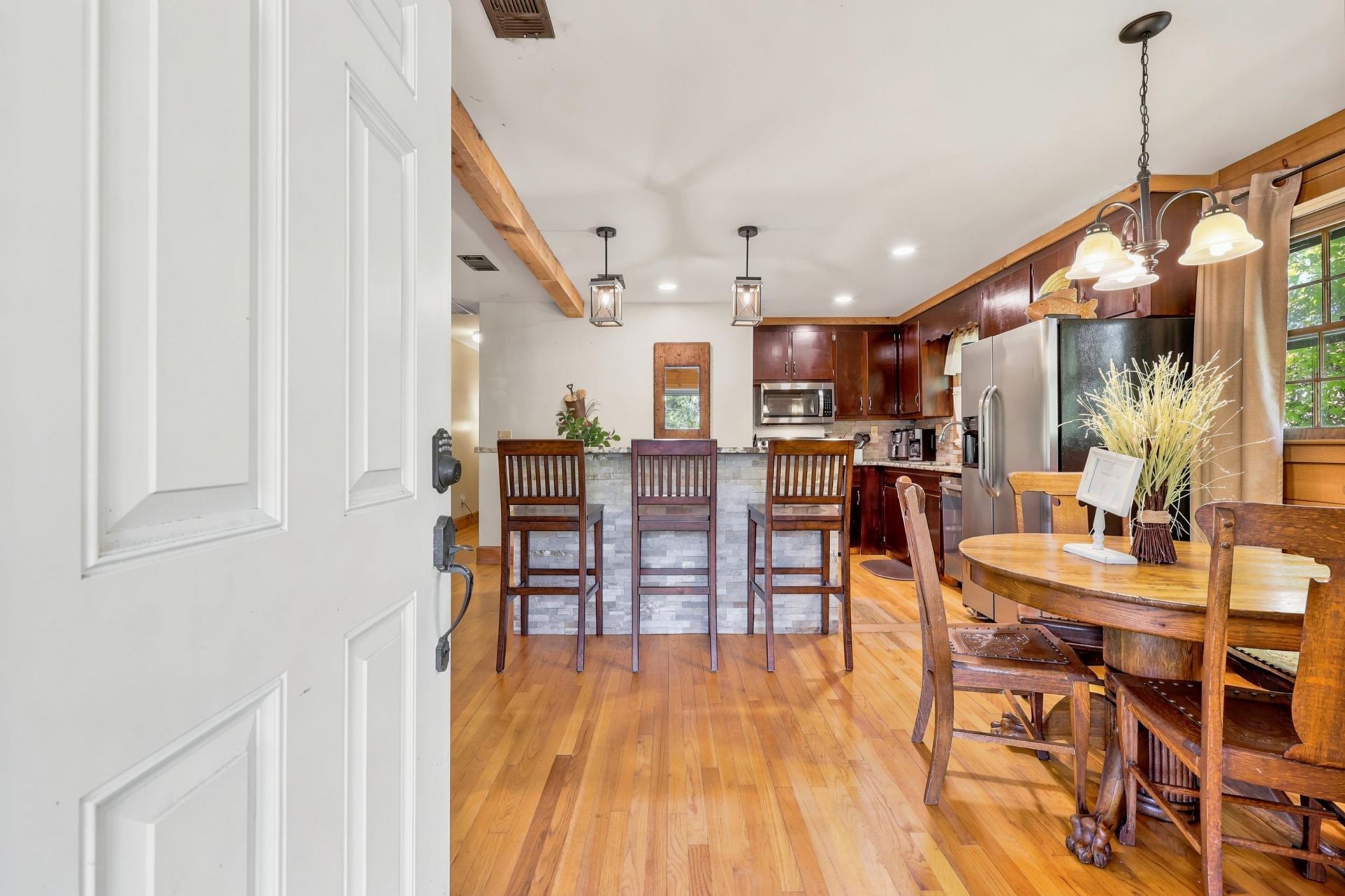 2419 Hilton Dr. Photo 25