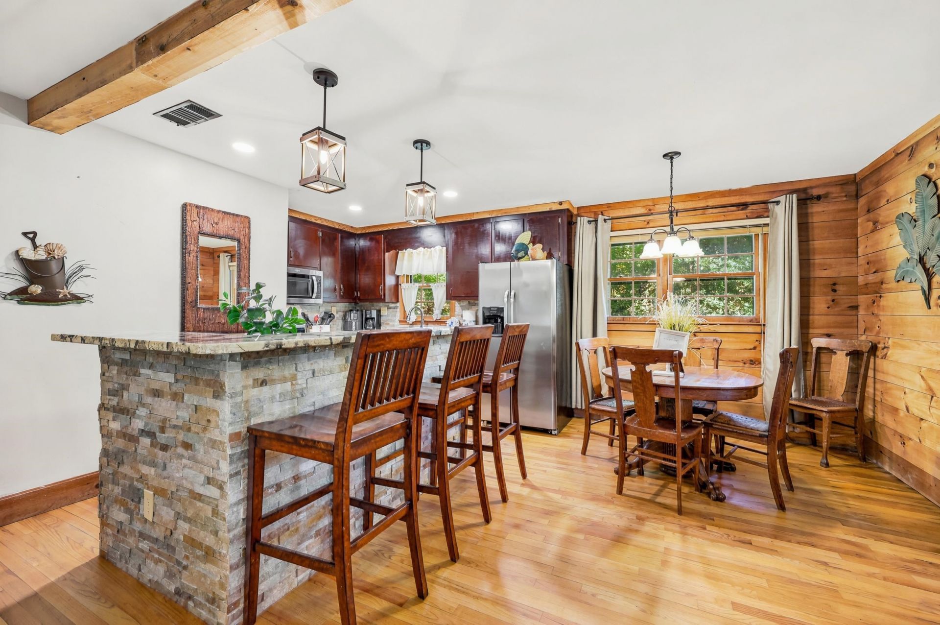 2419 Hilton Dr. Photo 27