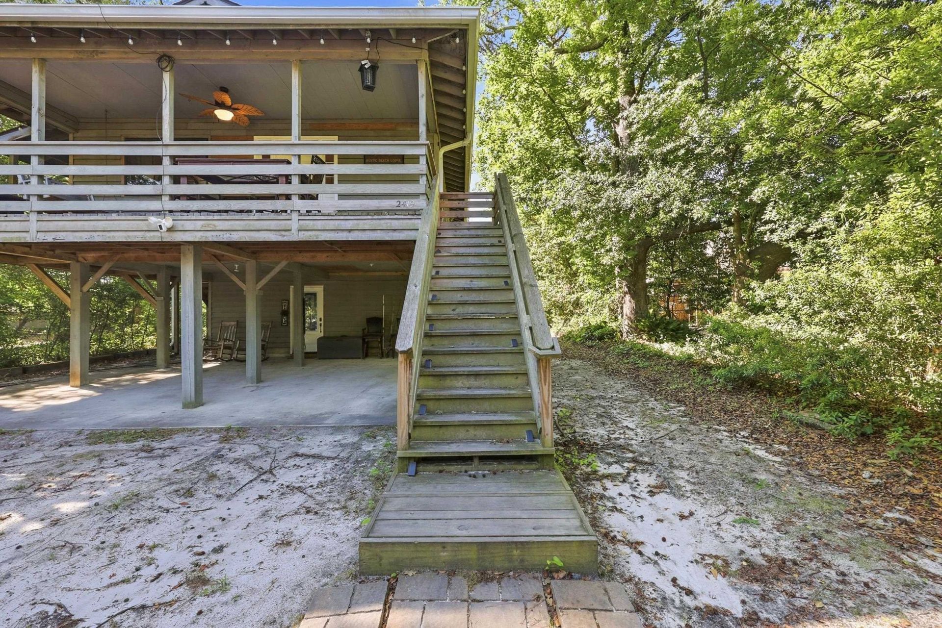 2419 Hilton Dr. Photo 4
