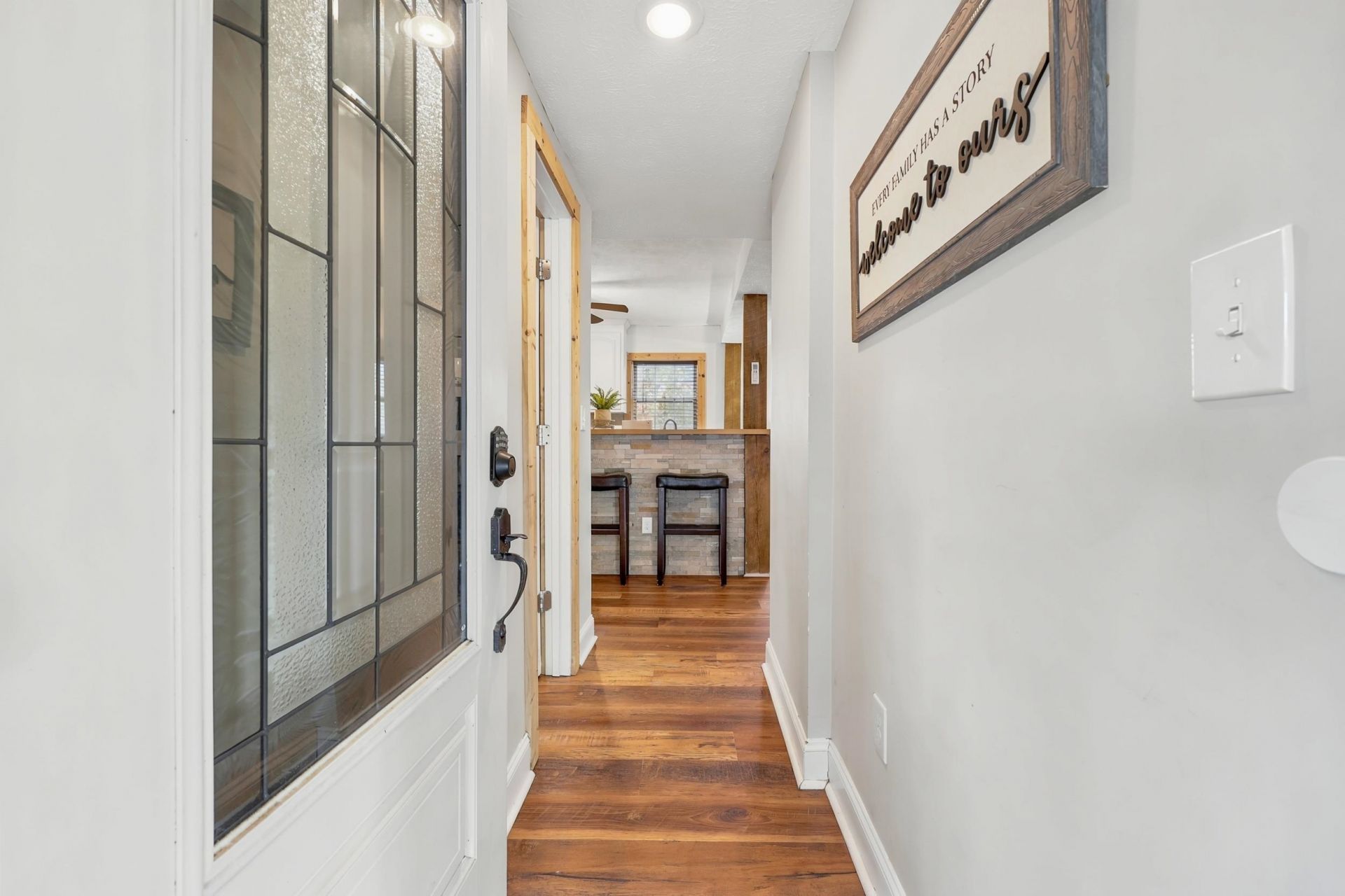 2419 Hilton Dr. Photo 6