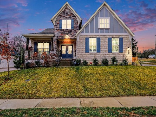 3006 Oxford Dr , Mount Juliet, TN 37122
