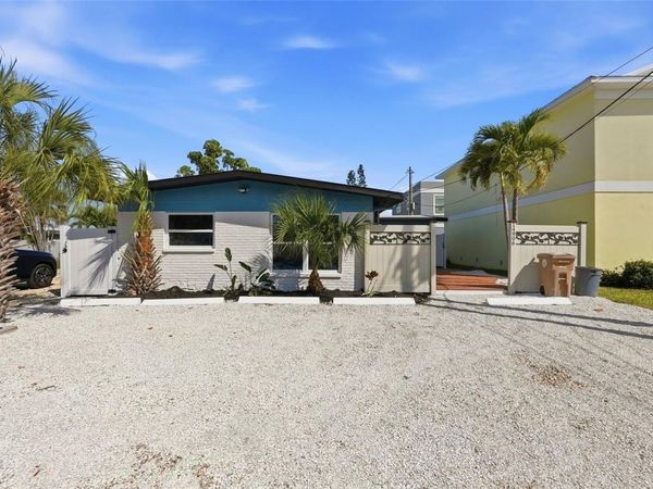 14906 N BAYSHORE DRIVE, MADEIRA BEACH, FL 33708