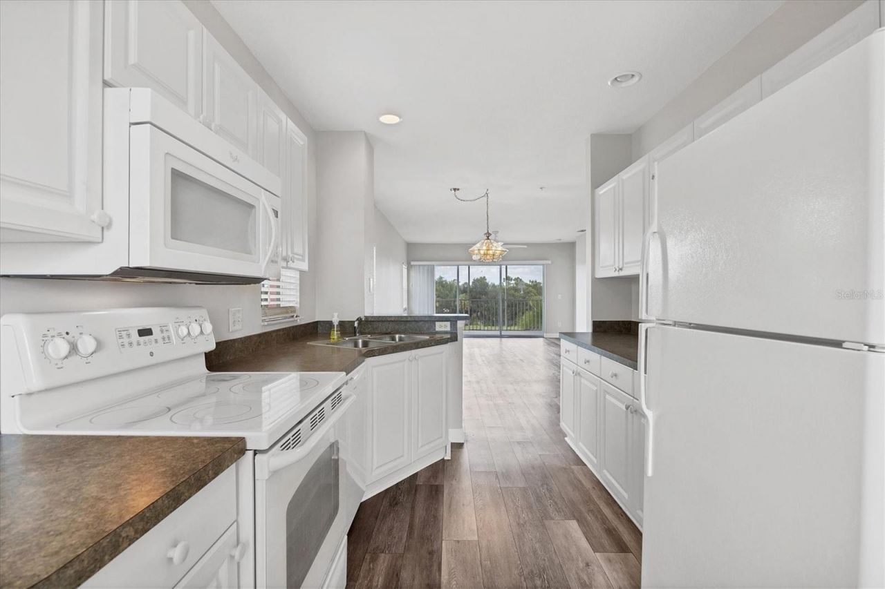 2040 Willow Hammock Circle, Unit 301, Punta Gorda, FL 33983 Photo