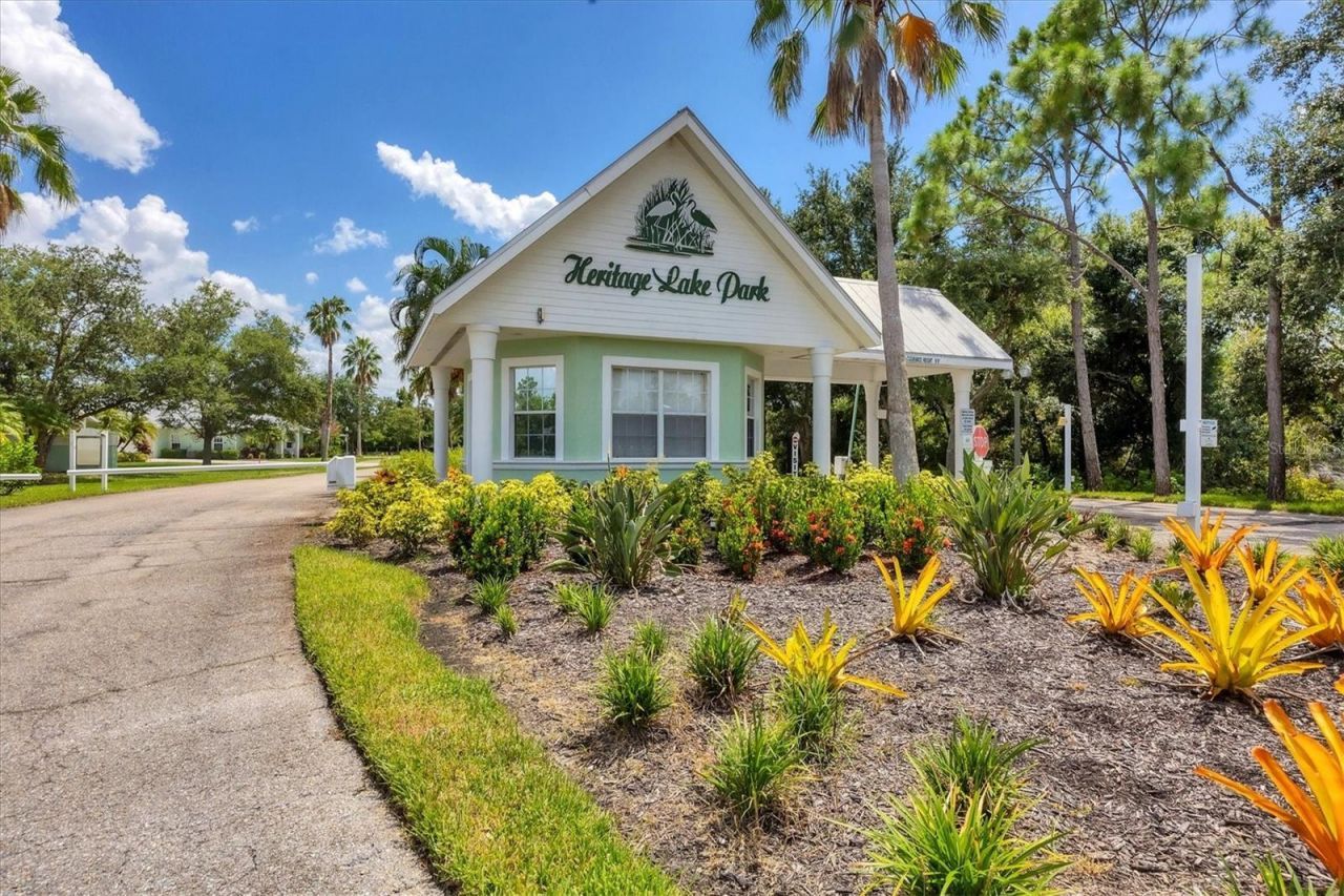 2040 Willow Hammock Circle, Unit 301, Punta Gorda, FL 33983 Photo