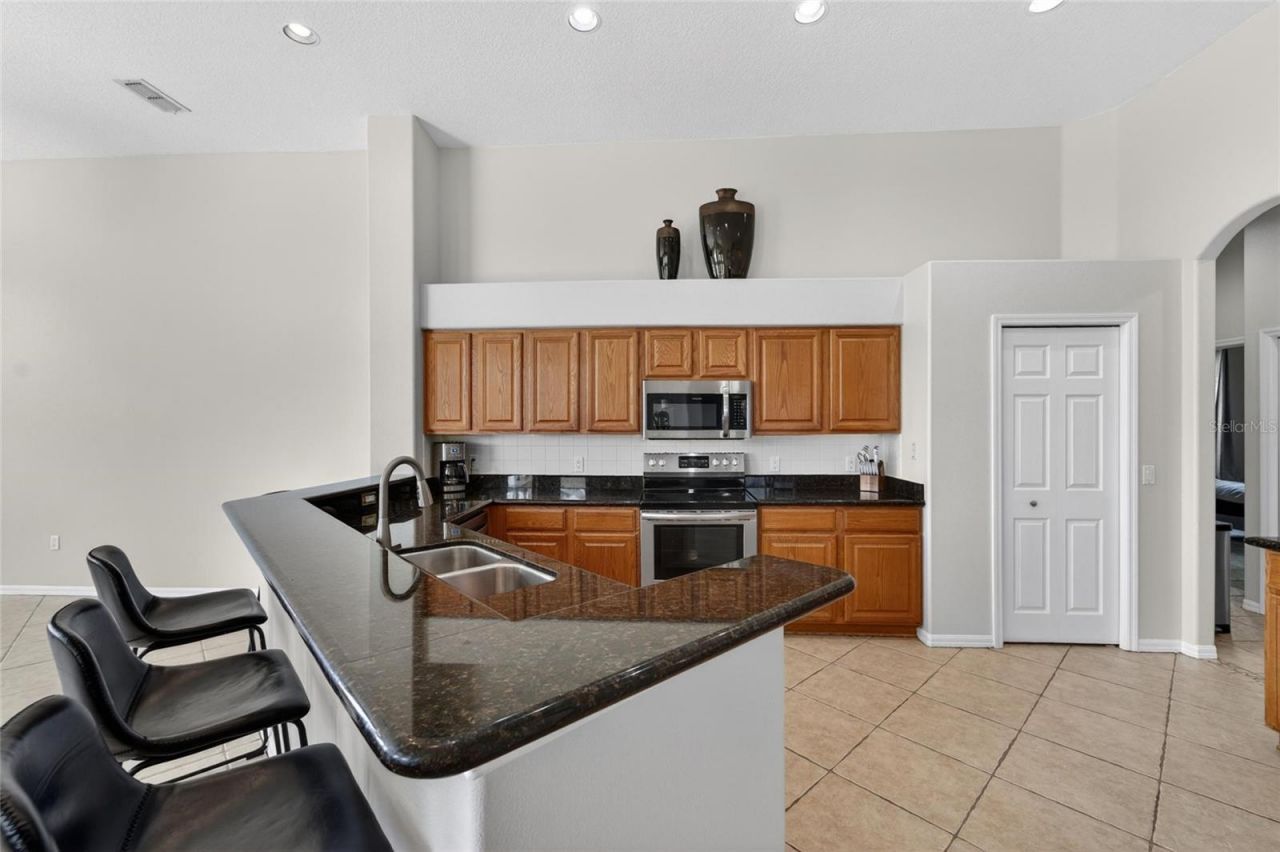 5218 Twin Creeks Drive, Valrico, FL 33596 Photo