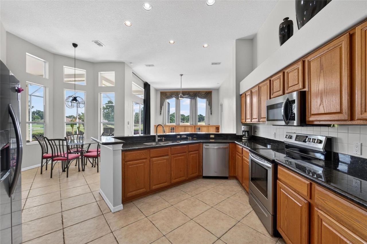 5218 Twin Creeks Drive, Valrico, FL 33596 Photo