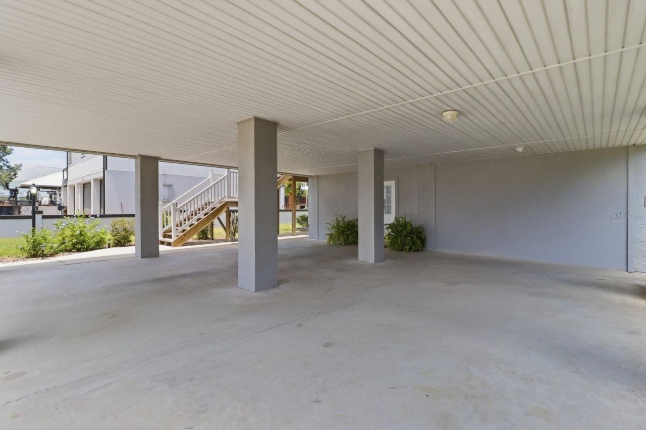 1931 NW 18th Street , Crystal River, FL 34428 Photo